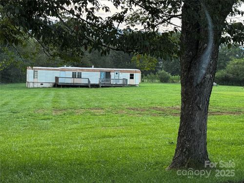 3944 Hollywood Ridge Rd, Lenoir, NC, 28645-9096 | Card Image