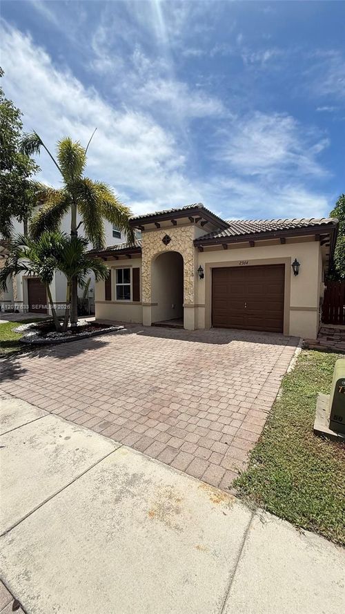 2364-2364 Ne 4th St, Homestead, FL, 33033-5947 | Card Image