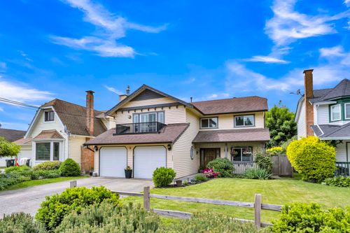 8983 204 St, Langley, BC, V1M1A9 | Card Image