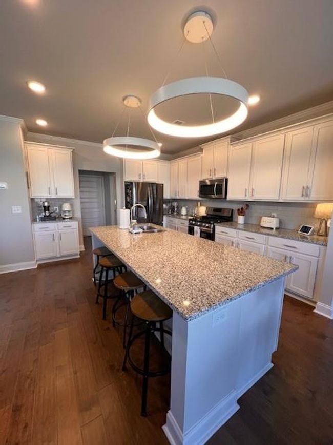 1935 Manor Pointe Dr, Condo with 3 bedrooms, 3 bathrooms and null parking in Cumming GA | Image 8