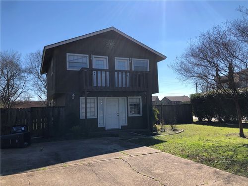 700 Chalet Ct, College Station, TX, 77840-4260 | Card Image