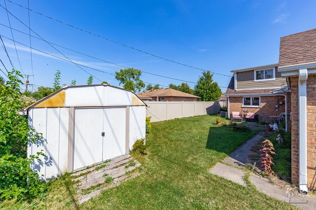 9236 Pembroke Ln, House other with 4 bedrooms, 3 bathrooms and 2 parking in Bridgeview IL | Image 25