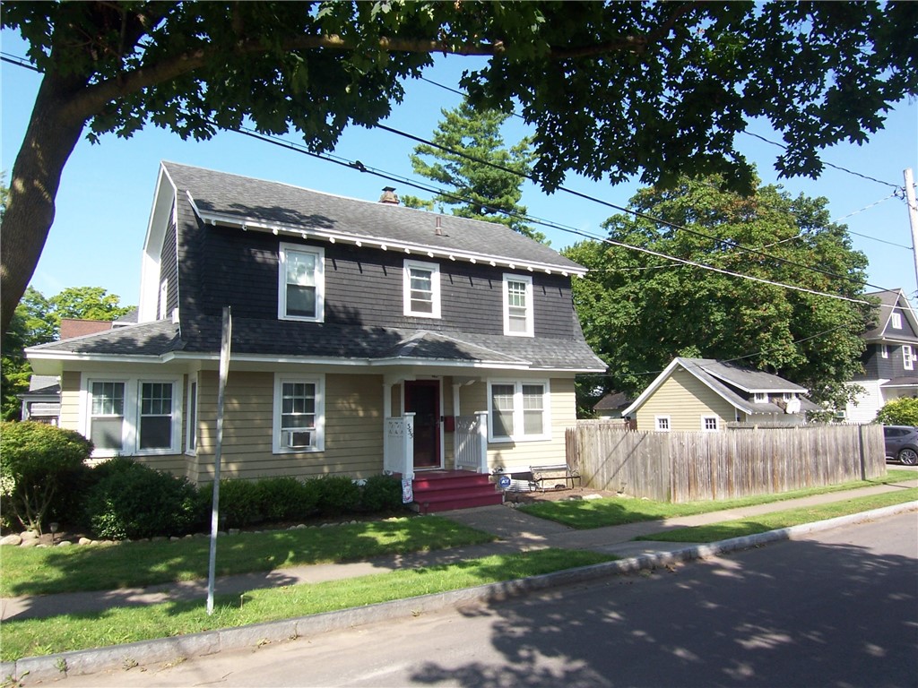 Hathaway Pl, Palmyra, NY 14522