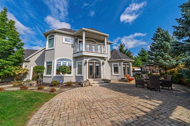 70 Oak Ave, House other with 6 bedrooms, 4 bathrooms and 7 parking in Dundas ON | Image 31