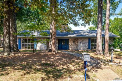 1315 Lawndale, House other with 3 bedrooms, 2 bathrooms and null parking in Longview TX | Image 2