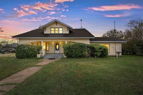 306 S Cleveland, Meridian, TX, 76665-4733 | Card Image