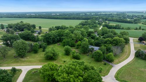 2724 Century Dr, WINNEBAGO, IL, 61088-9647 | Card Image