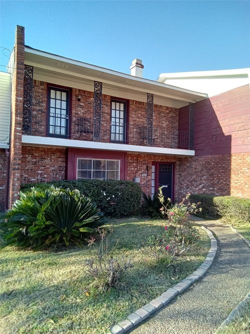 906 E Kings Hwy, Shreveport, LA, 71105-3019 | Card Image