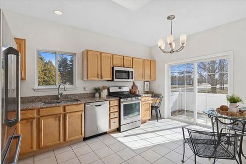 2334 Meadowcroft Ln, Grayslake, IL, 60030-4411 | Card Image