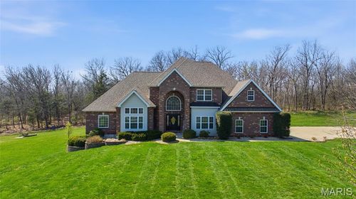 251 Lake Forest Dr, Troy, MO, 63379-3872 | Card Image