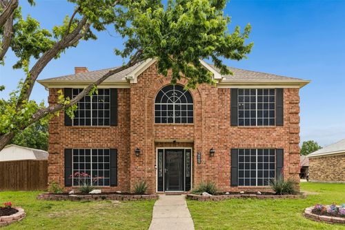 2069 Cameo Dr, Lewisville, TX, 75067-7432 | Card Image