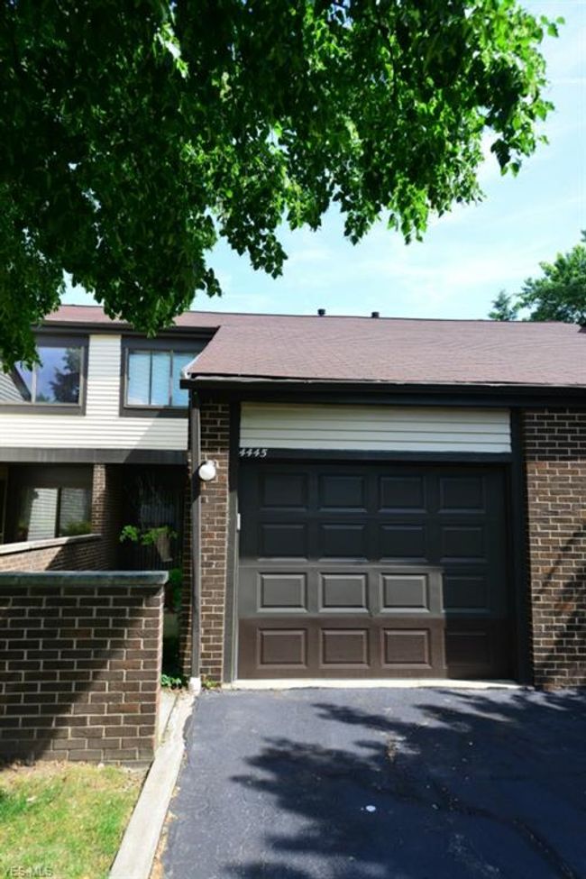 13 4445 Cushing Lane, Sold in Richmond Heights Zoocasa