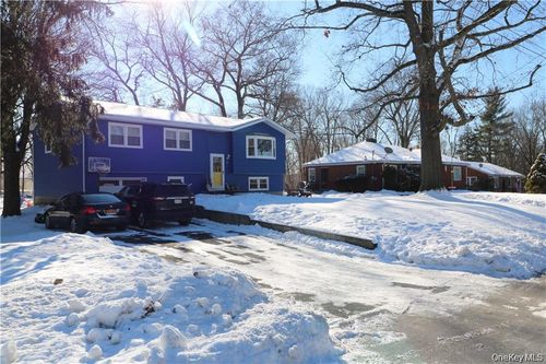 12 Round Lake Ave, Monroe, NY, 10950-1416 | Card Image