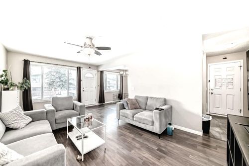 118 Dovertree Pl Se, Calgary, AB, T2B2K3 | Card Image