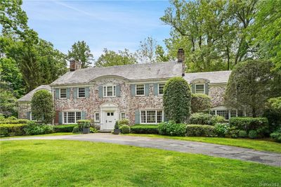 10 Kelwynne Road, House other with 5 bedrooms, 4 bathrooms and null parking in Scarsdale NY | Image 2