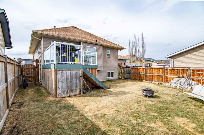 54 Mcdougall, Home with 3 bedrooms, 2 bathrooms and 4 parking in Penhold AB | Image 7