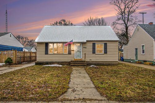 2892 Roosevelt Road, Muskegon, MI, 49441 | Card Image