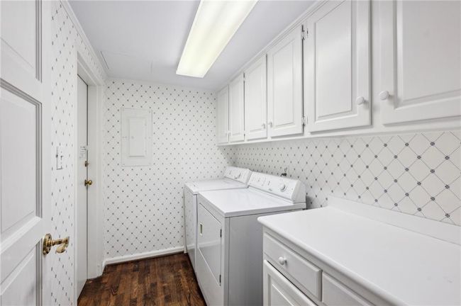 APT-7 - 2769 Peachtree Rd Ne, Condo with 2 bedrooms, 2 bathrooms and 2 parking in Atlanta GA | Image 8