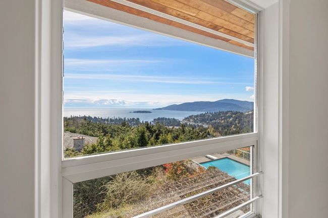 4791 Westwood Place, House other with 5 bedrooms, 3 bathrooms and 4 parking in West Vancouver BC | Image 16