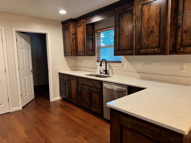 140 Croft Chapel Rd, Home with 3 bedrooms, 2 bathrooms and 2 parking in Turtletown TN | Image 12