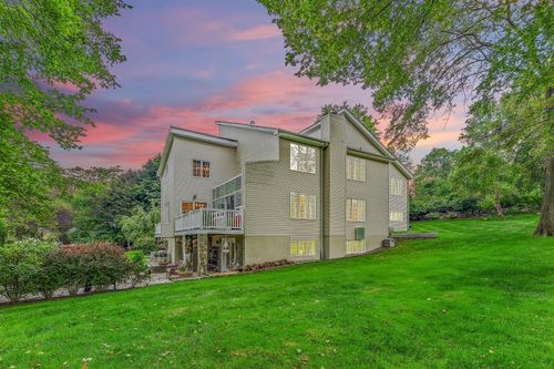 4 Lake Gilead Rd, Carmel, NY, 10512-2208 | Card Image