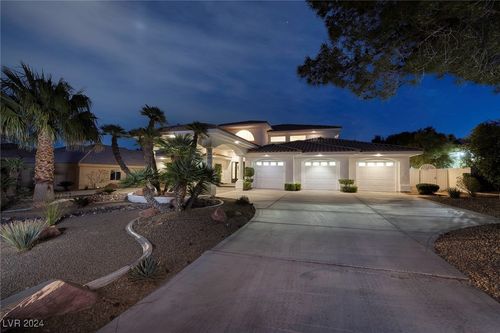 7421 Silver Palm Ave, Las Vegas, NV, 89117-1443 | Card Image