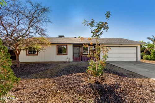 2323 E Kathleen Rd, Phoenix, AZ, 85022-3444 | Card Image