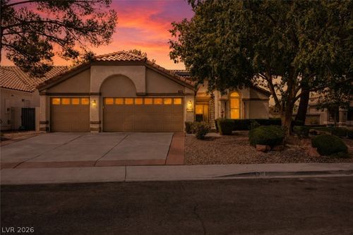 360 Humboldt North Dr, Henderson, NV, 89074-1302 | Card Image