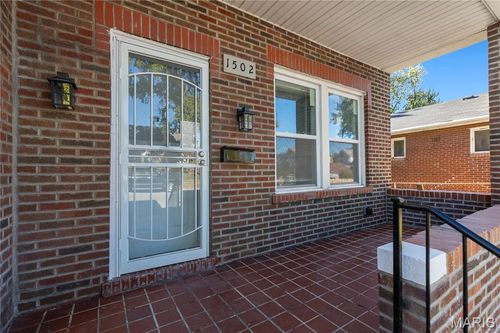 1500 E Linton Ave, Saint Louis, MO, 63107-1118 | Card Image