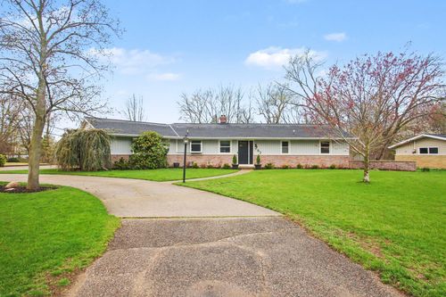 762 Larkwood Dr, Holland, MI, 49423-6850 | Card Image