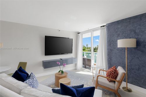 404-1035 West Ave, Miami Beach, FL, 33139-4750 | Card Image