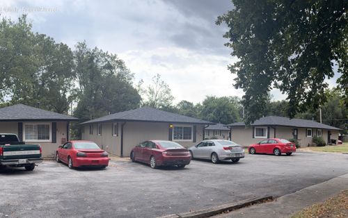 2118 N Jefferson Ave, Springfield, MO, 65803-3054 | Card Image
