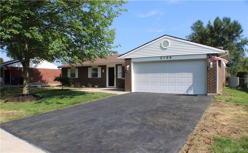 2189 Mississippi Dr, Xenia, OH, 45385-4637 | Card Image