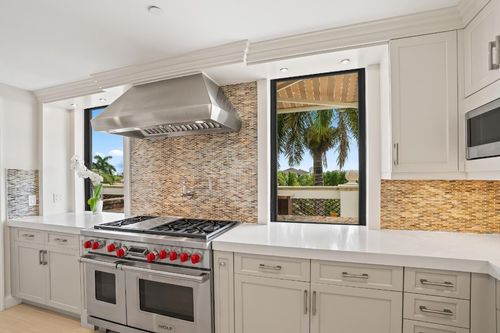 ph-1-1532 Se 12th St, Fort Lauderdale, FL, 33316-1410 | Card Image