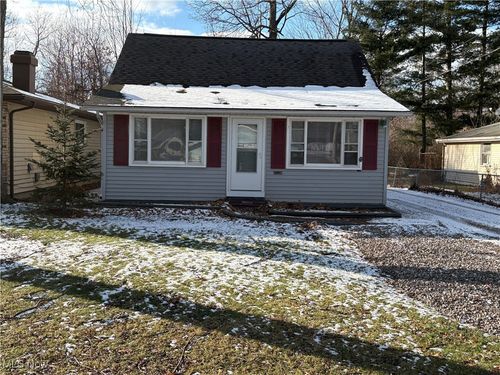 656 Hazelwood Dr, Vermilion, OH, 44089-2481 | Card Image