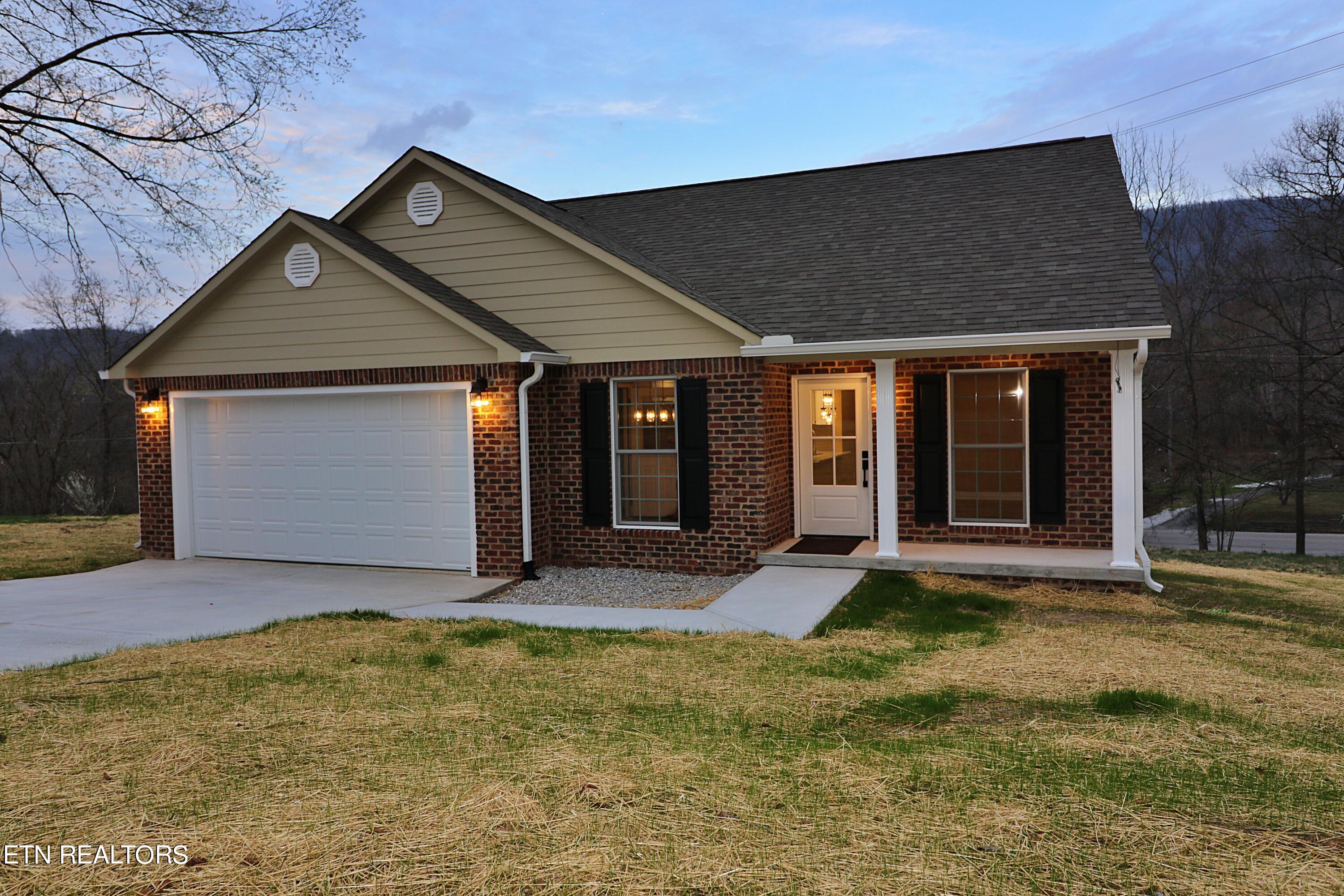Hughett Rd, Huntsville, TN 37756