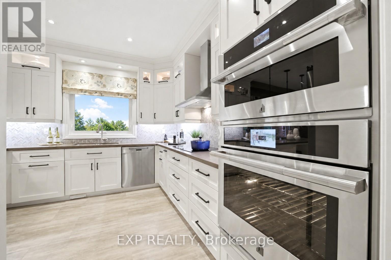 Residential in Oakville (JC Joshua Creek) 5