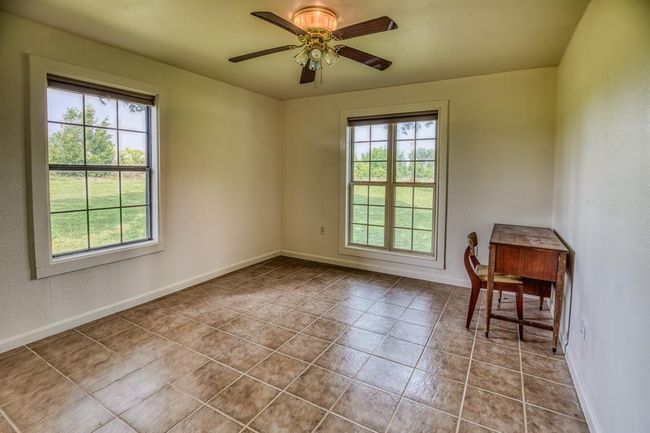 2799 Highway 21 E, House other with 3 bedrooms, 2 bathrooms and null parking in Paige TX | Image 14