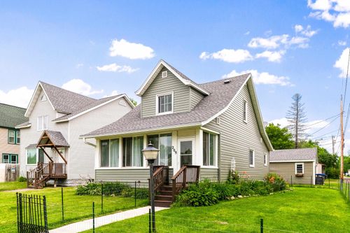 209 E Mccuen St, Duluth, MN, 55808-2135 | Card Image