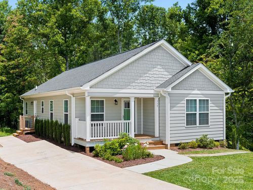 117 Bluebell Ridge Ln, Weaverville, NC, 28787-0709 | Card Image