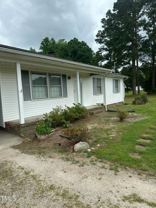 8720 Riley Hill Rd, Zebulon, NC, 27597-8783 | Card Image