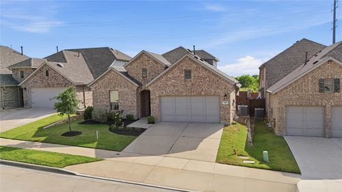 14317 Spitfire Trl, Roanoke, TX, 76262-2187 | Card Image