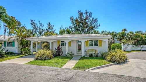 554 Spanish Dr S, LONGBOAT KEY, FL, 34228-1630 | Card Image