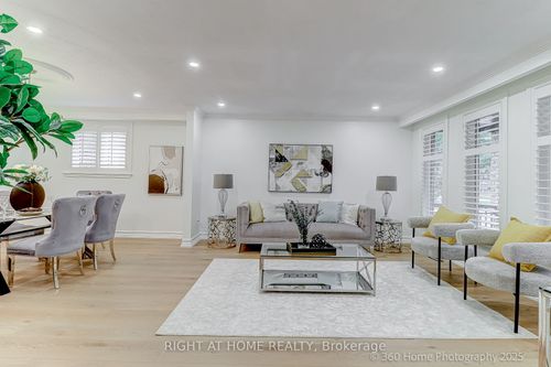 44 Beamsville Dr, Scarborough, ON, M1T3S2 | Card Image