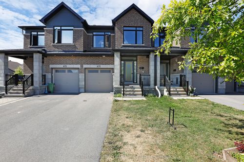 471 Fernside St, Ottawa, ON, K1T0M1 | Card Image