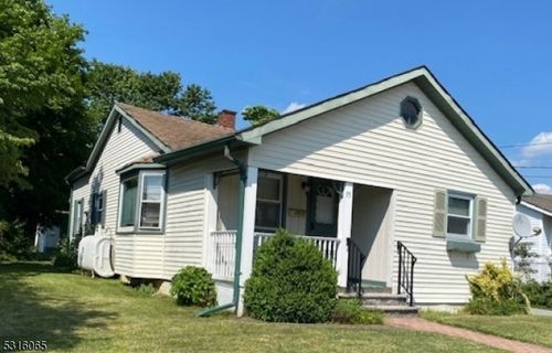 35 Butler St, Franklin, NJ, 07416-2101 | Card Image