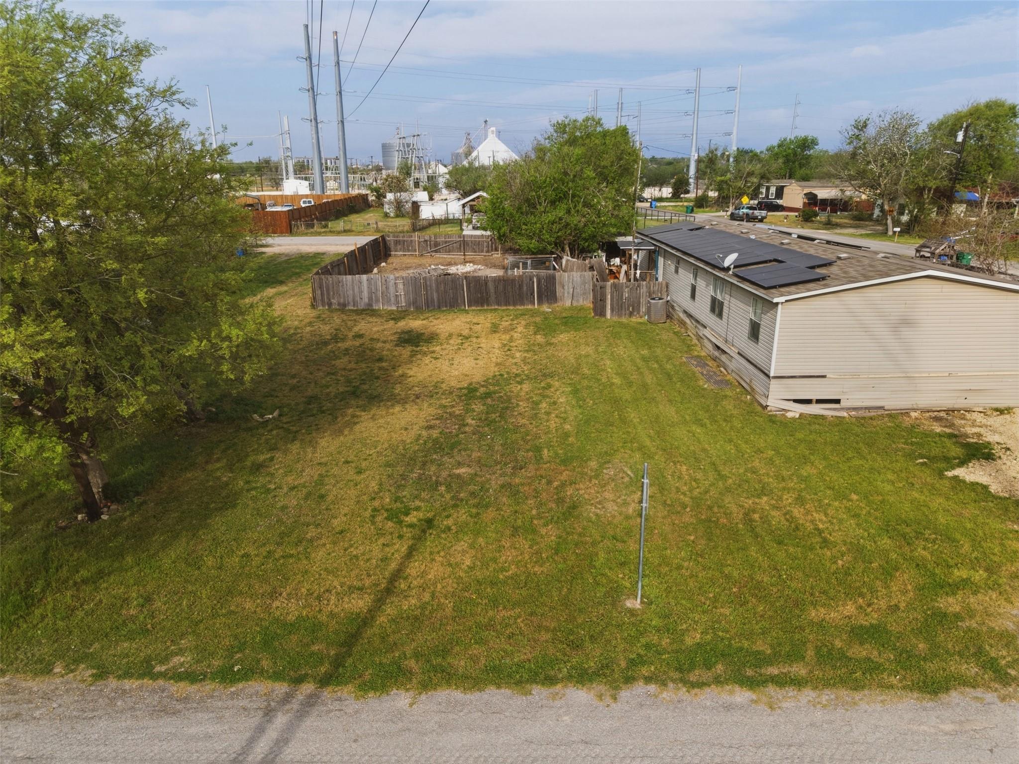 Land in Taylor 2