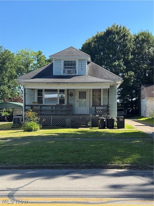 1502 16th St, Parkersburg, WV, 26101-3631 | Card Image