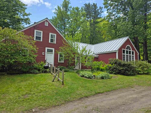157 Newfane Hill Rd, Newfane, VT, 05345-9505 | Card Image