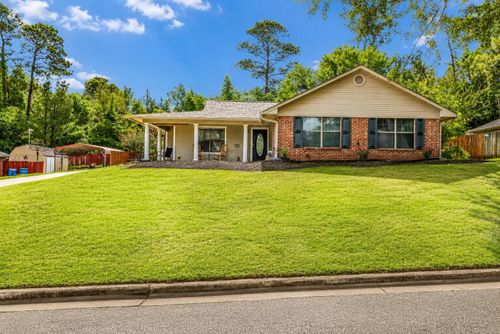 710 Brookhollow Dr, White Oak, TX, 75693-3324 | Card Image